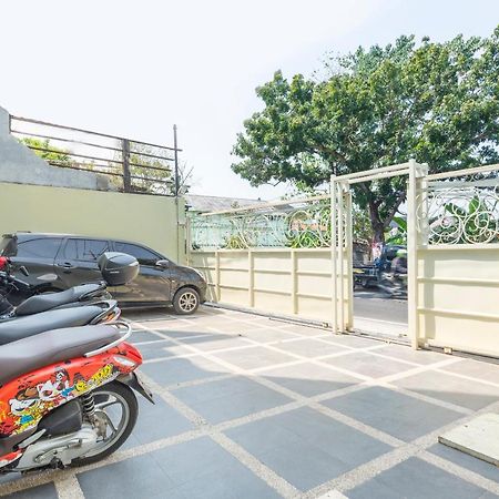 Oyo 3706 Griya Tentrem Syariah Lamongan Exterior photo